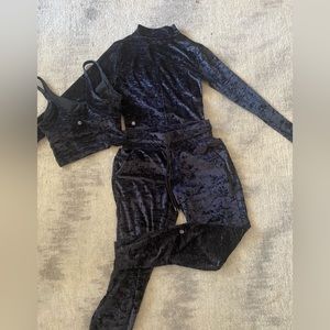 Lululemon Black Velvet set